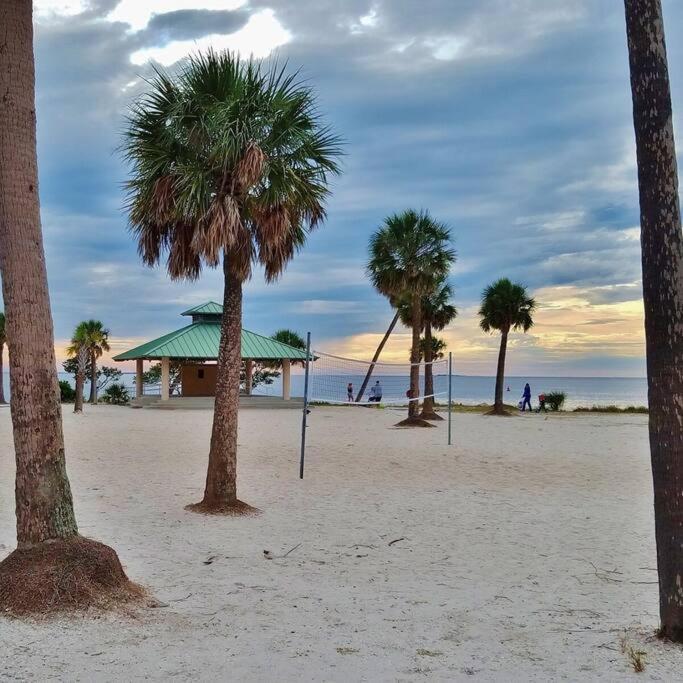 Nature Coast Getaway #1 - Cozy 2 Bedroom هوموساسا المظهر الخارجي الصورة